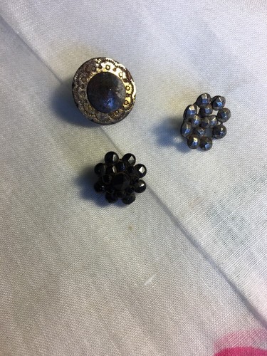 Crafting 3 Victorian Mixed Metal Steel Buttons Lot HH-22 - Picture 2 of 5