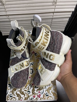 Nike Kith x LeBron Lifestyle 15 Stained Glass Size Good Condition
