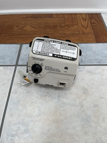 Honeywell WV8840B1158 Natural Gas Valve Control Board Water Heater