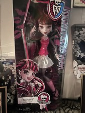 Mattel Frightfully Tall Ghouls Monster High Draculaura 17in Doll 2014 BDB87