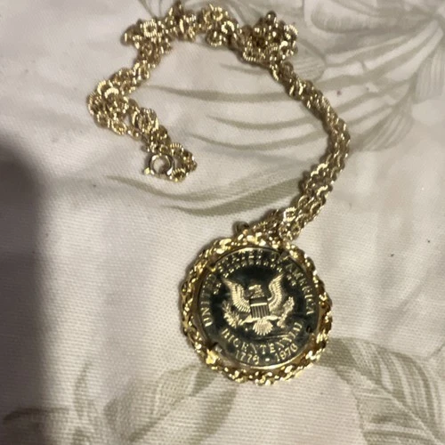 Gold Tone Coin Pendant Necklace Bicentennial Design Lady Liberty