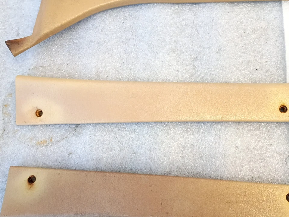 Juego de molduras de pilar 75-80 COLOR A Dodge D100 W150 D200 D300 Foto 4 de 4