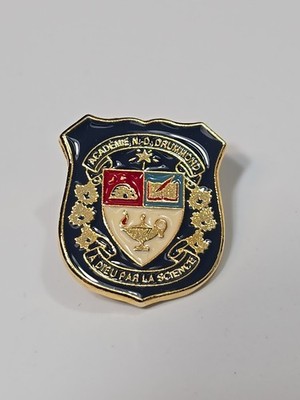 Academie D E Drummond Quebec Ballet School Lapel Pin 