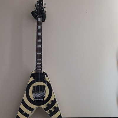 Electric Guitar Flying V Yellow, Floyd Rose Solid Wood Body 6-String