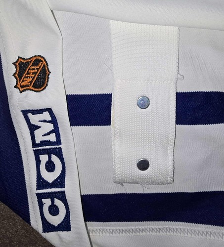 Vtg Tie Domi Toronto Maple Leafs CCM AUTHENTIC Jersey Sz 52 - Picture 6 of 9