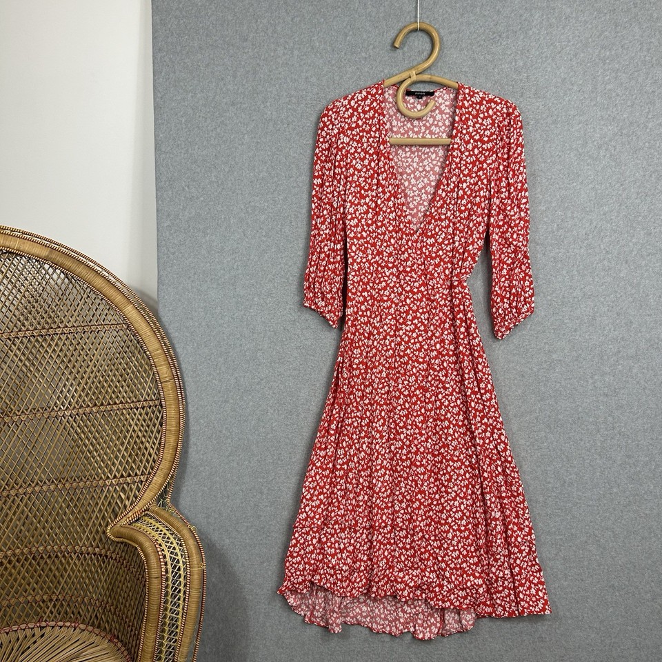 Piper Long Maxi Wrap Dress Size 8 Red Floral Flower