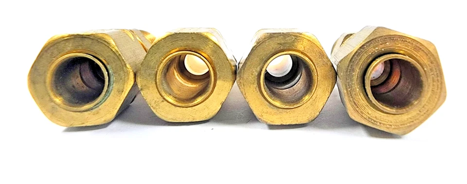 BRASS ADAPTERS (LOT OF 4) 1/4" COMPRESSION TO 1/8" NPT - Image 3 of 4