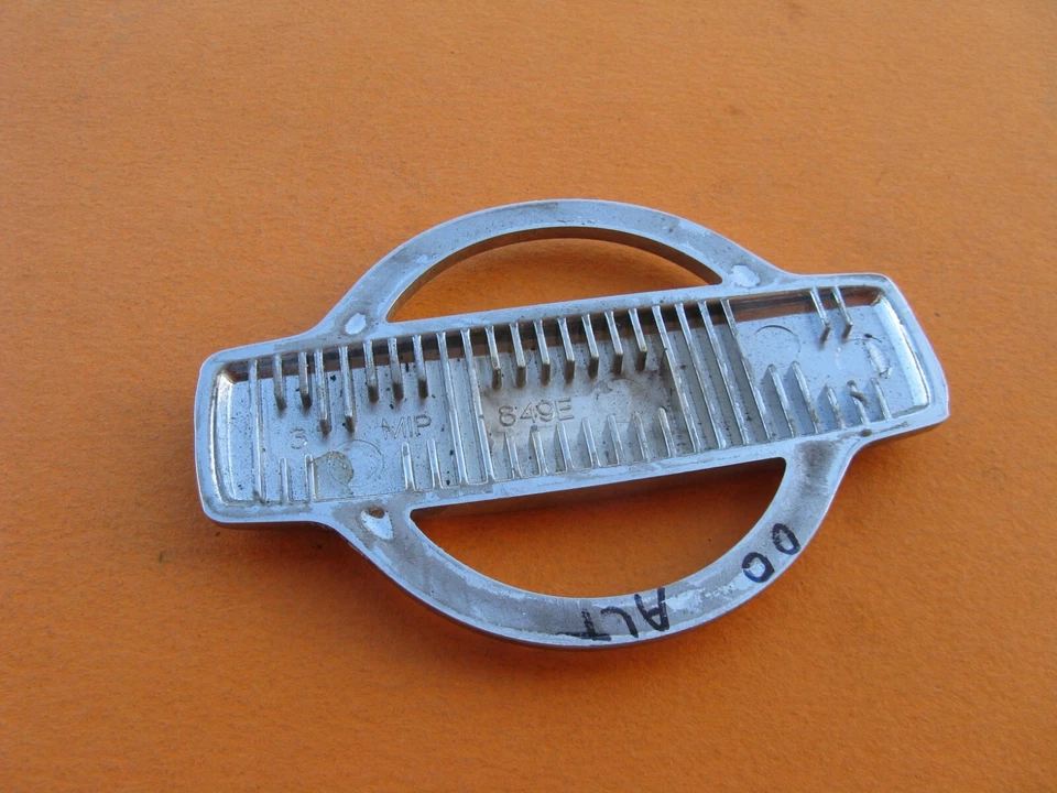 98 99 00 01 NISSAN ALTIMA TAPA TRASERA CROMO EMBLEMA LOGOTIPO INSIGNIA SIGNO SÍMBOLO A33020 Foto 2 de 2