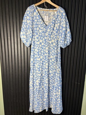 Everbelle Dress Blue White Floral Midi  Size 12 NWT Puff Sleeve V Neck Summer