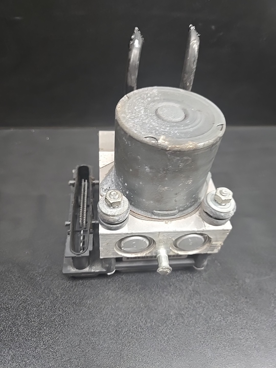 2004-2008 Maserati Quattroporte M139 ABS Anti Lock Brake Pump Module