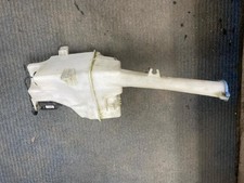 2014-2015 Kia Sorento Windshield Washer Fluid Reservoir Oem