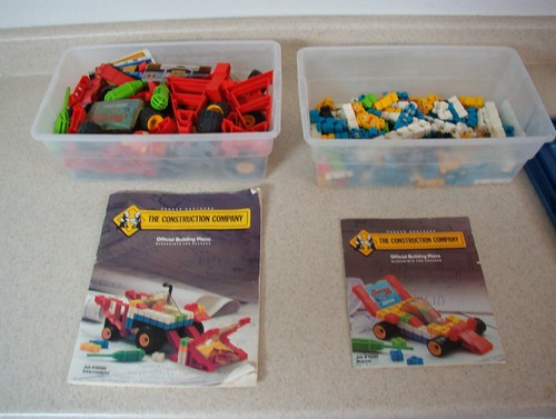 Parker Brothers The Construction Company Building System Toy Building Blocks