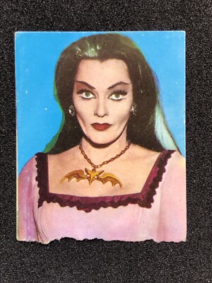 The Munsters Yvonne de Carlo Lily Munster 1965 RARE Card Vintage