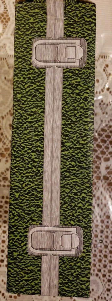 XBOX 360 CYCLONE ESSENTIALS GUITAR KIT - STAND, STRAP, AND CUSTOM STICKERS - Image 4 of 4