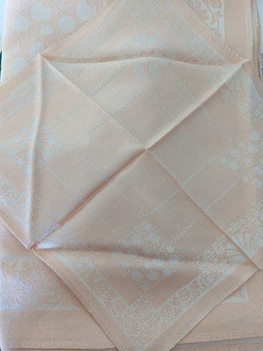 ANTIQUE PALE Peach Damask Tablecloth Swirls & 6 Serviettes napkins NEW Unused - Picture 10 of 10