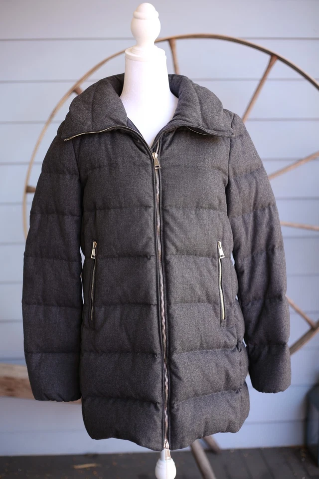 Moncler Torcelle Abrigo de Plumón Cuello Alto Puffer Chaqueta Gris Talla 2 Mediana $1,850 Foto 3 de 4