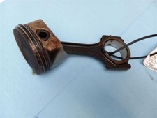 2003 Chevrolet Suburbn15 Engine Piston