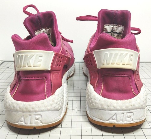 Tenis deportivos para correr Nike Air Huarache fucsia para mujer talla 9 #634835-606. - Imagen 5 de 10