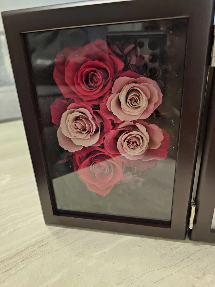 Marco de fotos doble de madera marrón con flores secas y cuadro de gato decoración del hogar" Foto 4 de 4