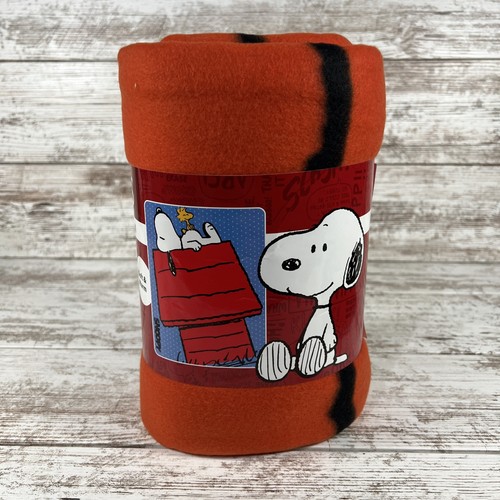 Peanuts Snoopy & Woodstock Plush Fleece Throw Blanket 45" X 60" (NWT/NEW) - Picture 1 of 6