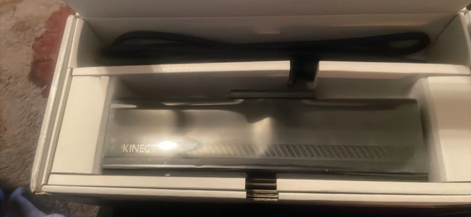 Microsoft Kinect for Windows V2 Sensor Black Brand New In The Box Unused - Image 3 of 3