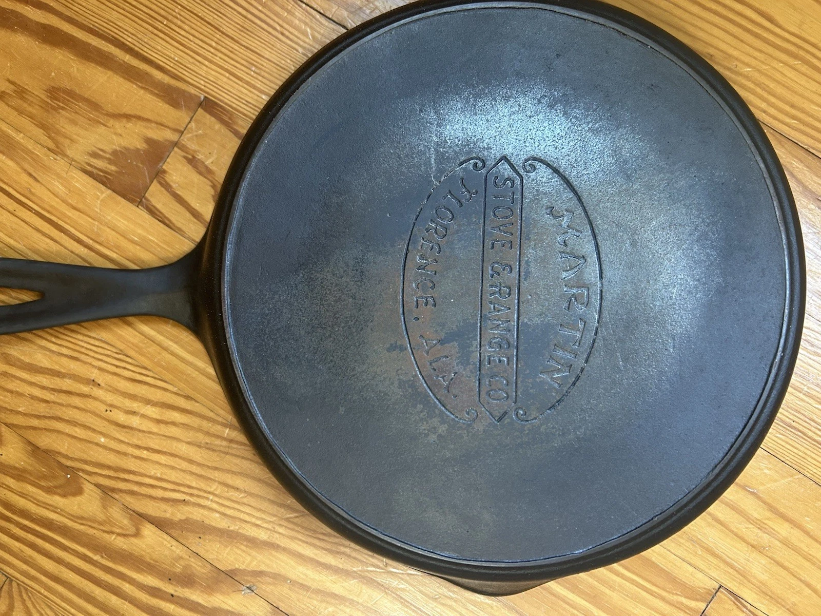 Vintage Martin Stove & Range Co Cast Iron Hamburger Logo Skillet
Opens in a new window or tab