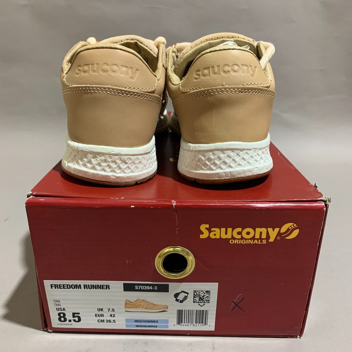 Saucony Freedom Runner Deluxe Tan Running Men Shoes Gym S70394-3