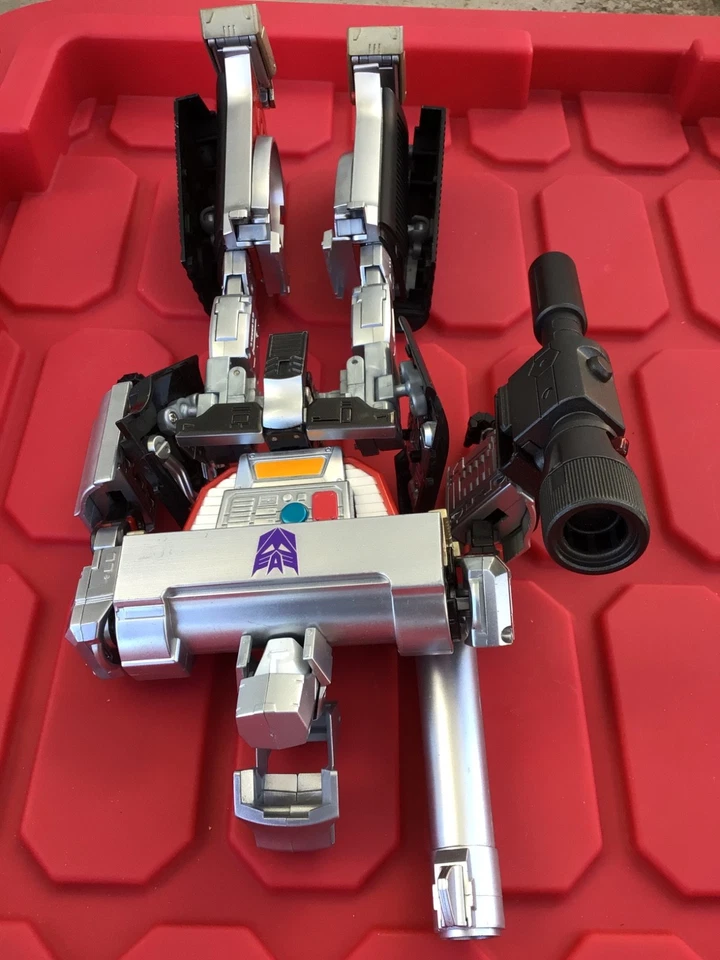 Transformers Megatron Masterpiece Takara MP-5 No Box ( Read Description ) - Image 4 of 4