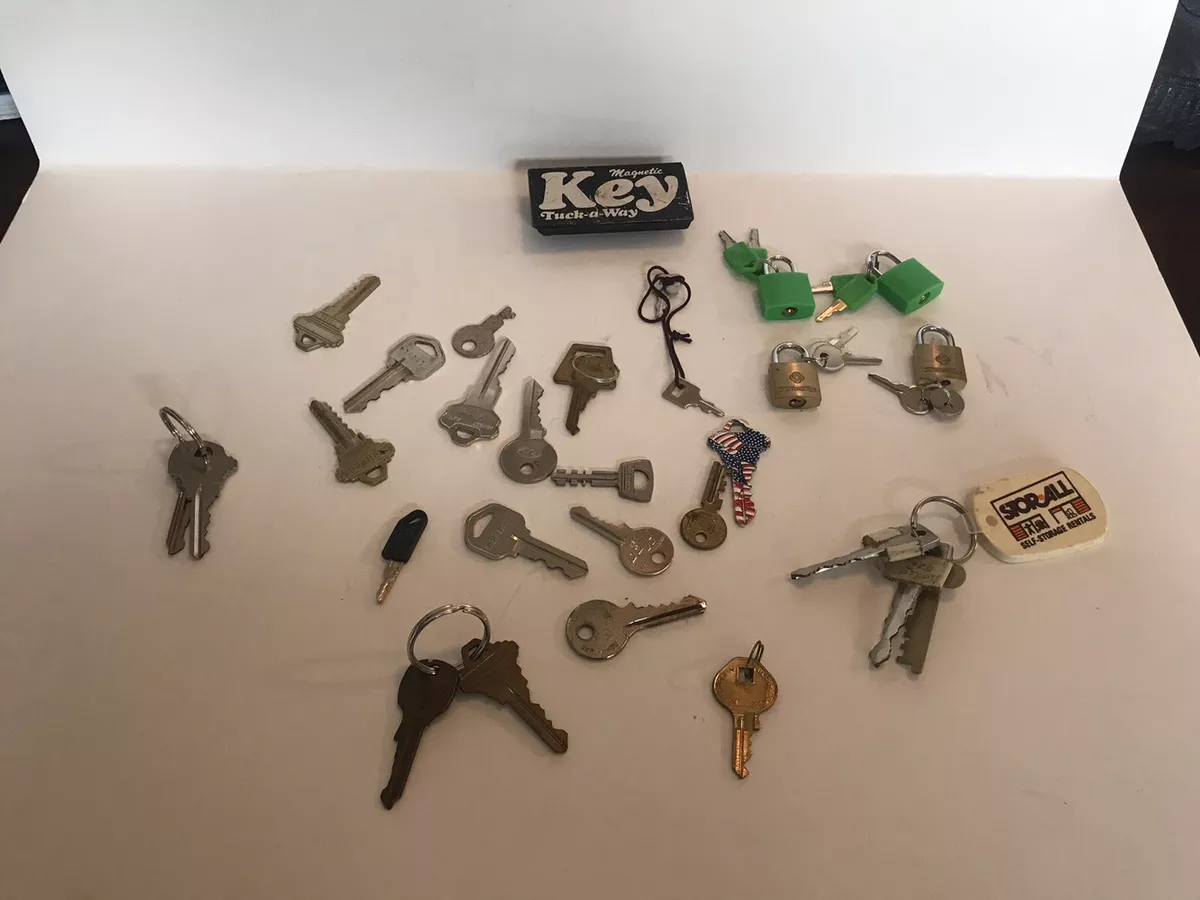 What is the best way to store bunches of keys? - How to store bunches of  keys