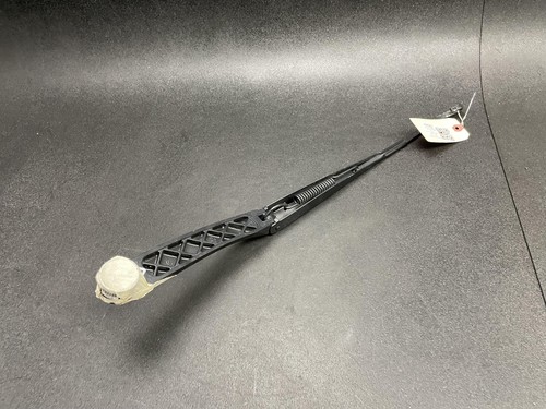 Front Left Windshield Wiper Arm 2019 Kia Soul 98301-B2000 2014 2015 2016 - 2018 - Picture 9 of 10