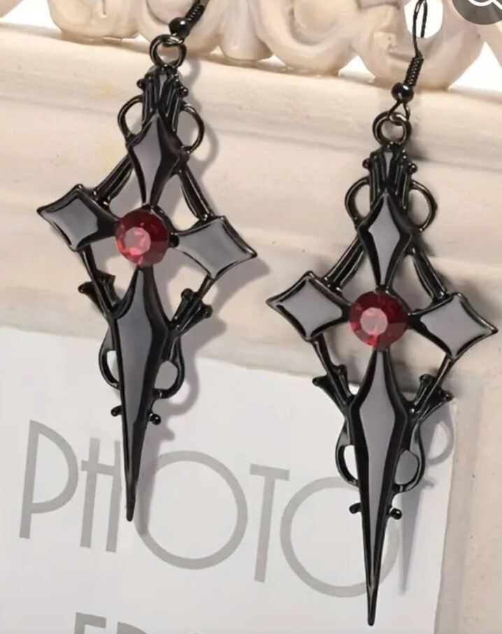 Pendientes colgantes góticos GRAN CRUZ NEGRA AZABACHE CRISTAL ROJO