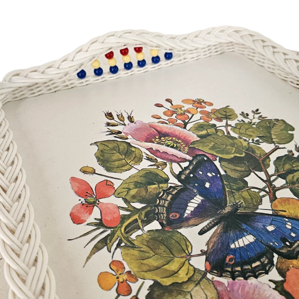 Bandeja de café da manhã vintage década de 1970 linha floral real borboleta vime branco Inglaterra 18" - Imagem 3 de 4