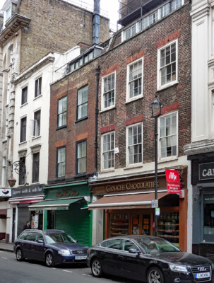 PHOTO  LONDON 80-84 BREWER STREET PEVSNER SAYS THESE THREE ARE LATE C17TH BUT TH