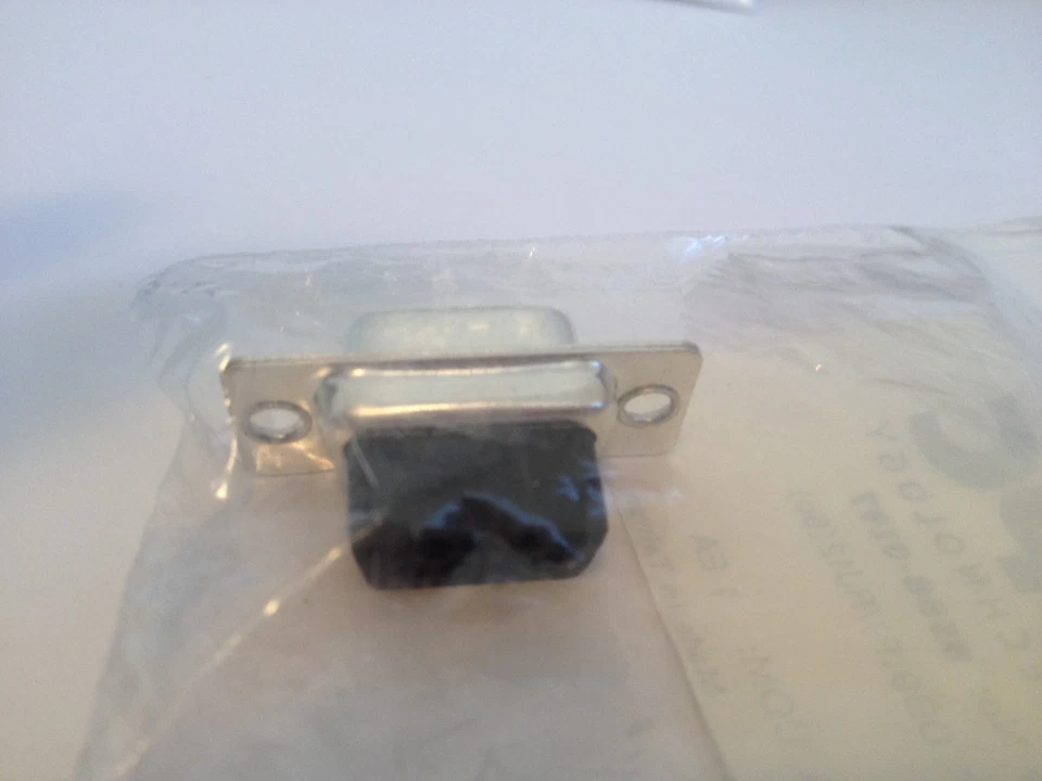 SPS #8588-0197 Modular Phone Connector    TH - Image 3 of 3