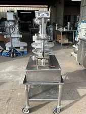 Comtec 2200 semi automatic pie press with 11" die set Pie Crust Dough Pumkin