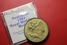 * NICE 1981 BRONZE MEDAL ROYAL WEDDING CHARLES AND DIANA  MR ROBERTS  #BSA61