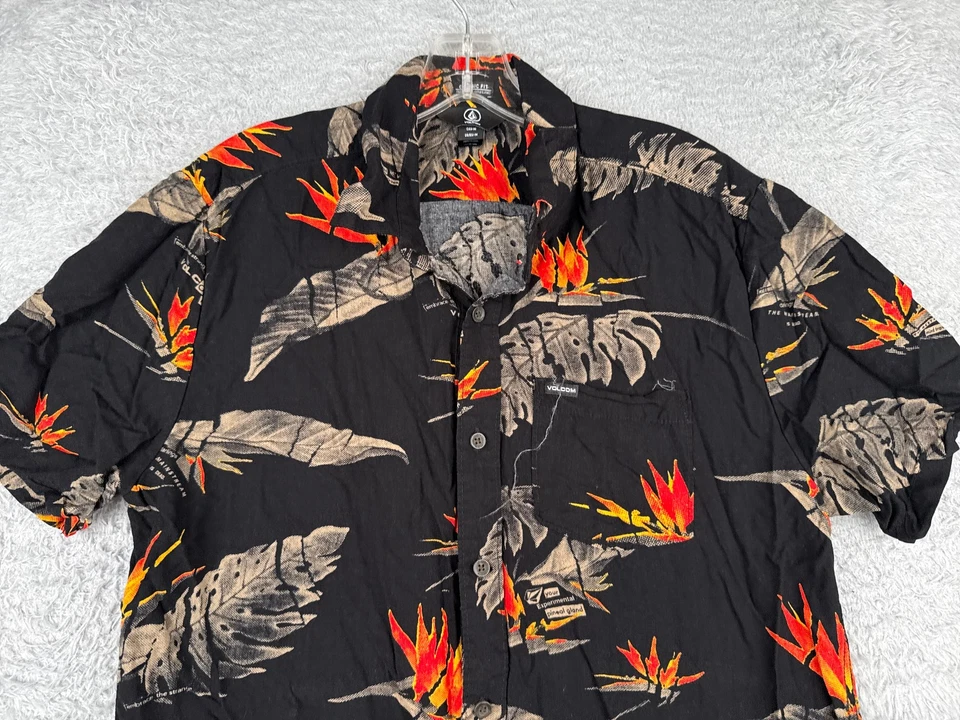 Volcom Shirt Adult Medium Black Beige Floral Bird Of Paradise Button Up Hawaiian - Image 4 of 4