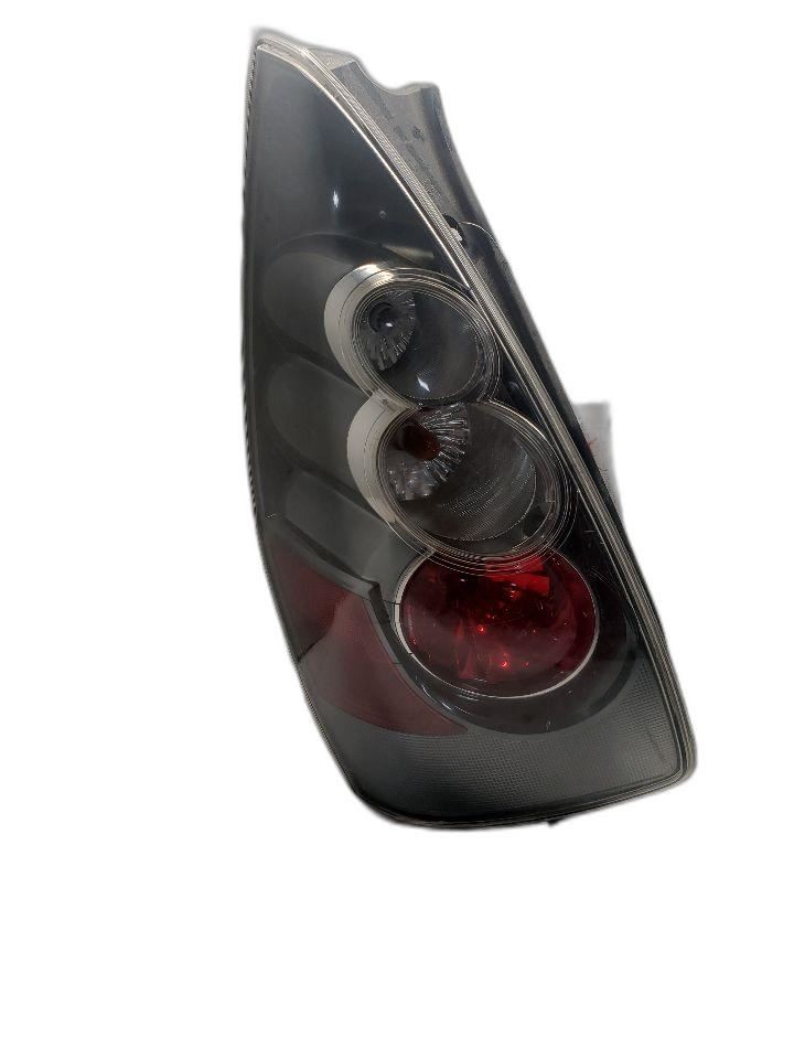 06-07 MAZDA 5 Driver Left Tail Light 1336233 Dark Background