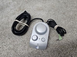 Logitech Z-2300 2.1 Speaker System