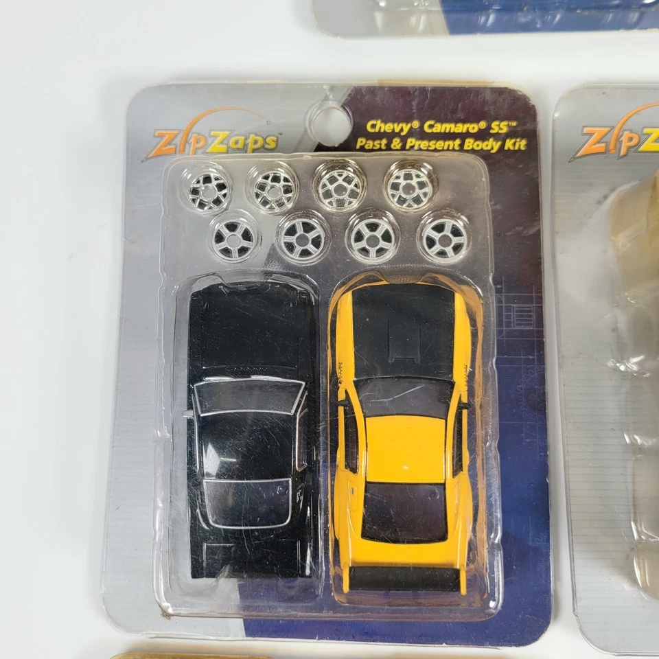 Vintage LOT ZIP ZAP MICRO RC CARS Wheel Kits Body Kits RadioShack Card Book New! - Image 4 of 4