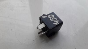 Mercedes-Benz A-CLASS 2001 Relay module A0025421319, 4RA00779100 #678394-43