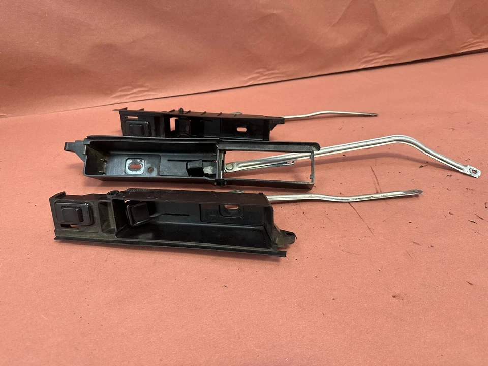 Interruptor de ventana turbo Volvo 740 GLE bisel de control trasero OEM #88255 Foto 3 de 4