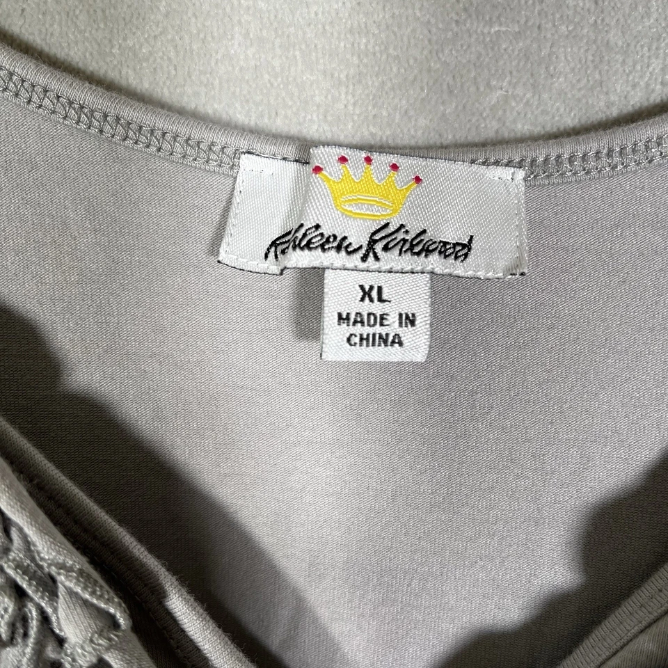 Kathleen Kirkwood 背心上衣,尺寸 XL 灰色荷叶边弹力针织,适合分层 — 第 3/4 张图片