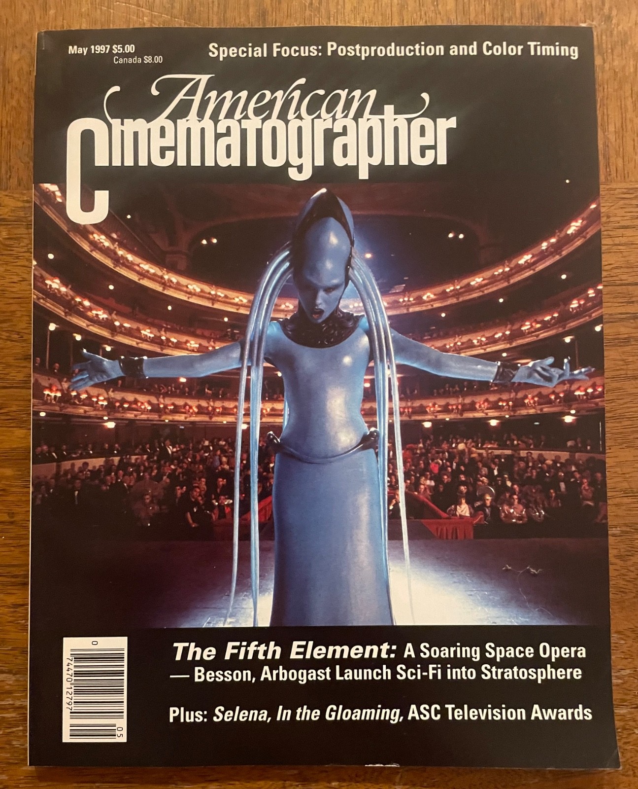 American Cinematographer-May 1997- The Fifth Element. Selena. LIKE NEW