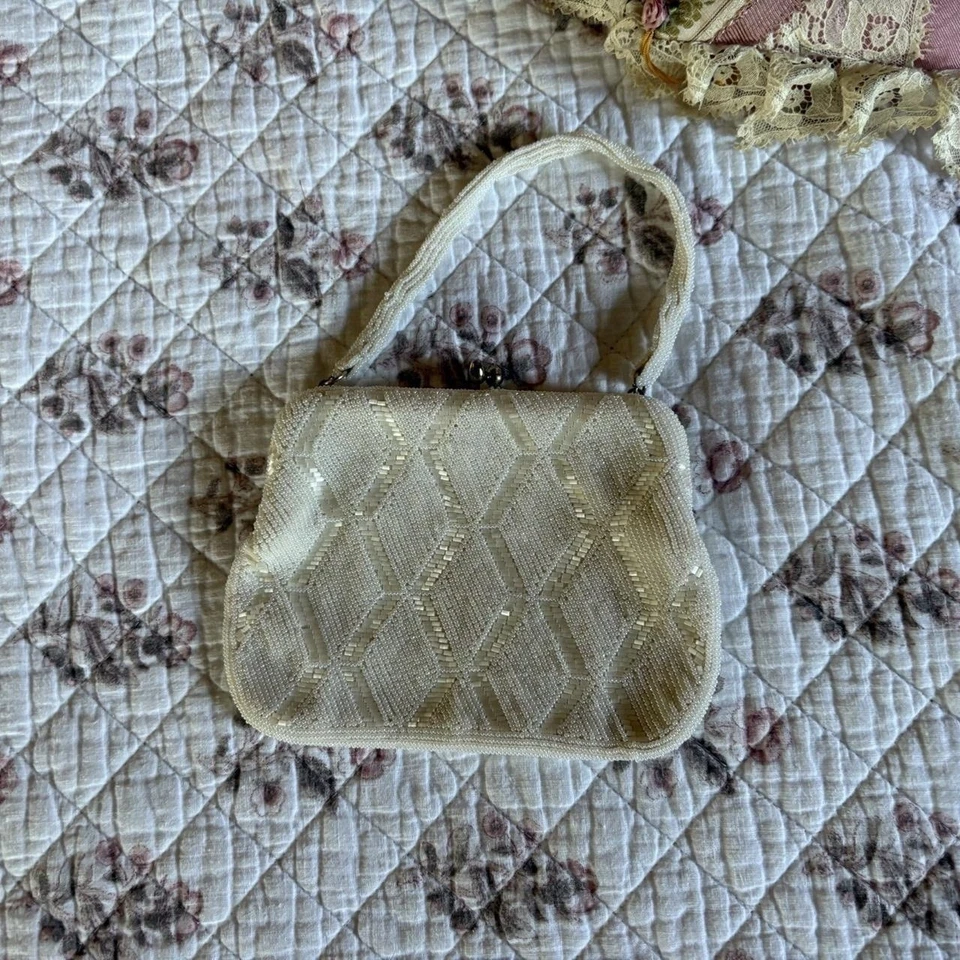 Midcentury Beaded Purse - Image 2 of 4
