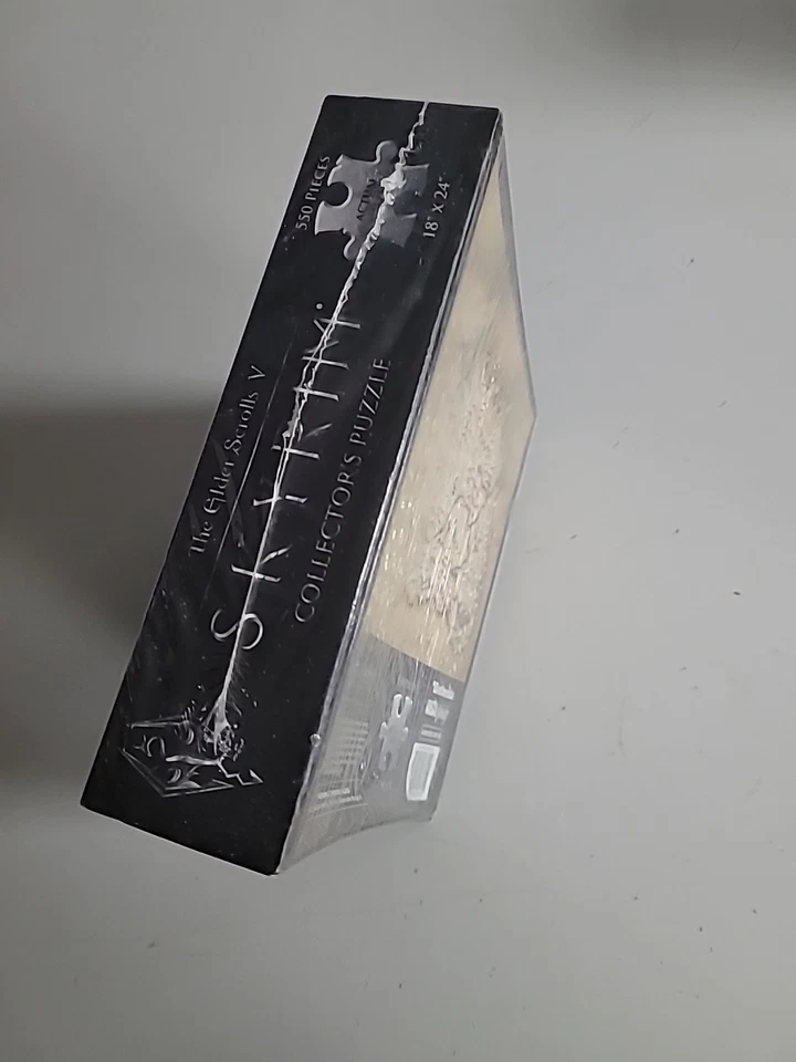 Skyrim Alduin's Wall Jigsaw Puzzle 1000 Pcs | The Elder Scrolls V | [NEW/SEALED] - Image 3 of 4