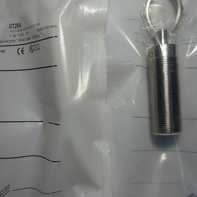 1PC New IFM IIT204 Proximity Switch   *vm
