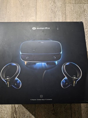 Oculus Rift S PC VR Headset w/ Touch Controllers, Built-In Audio, Black