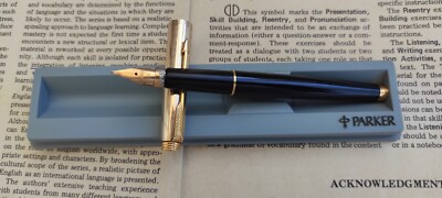 Parker France 18 K 750 Black Gold Trim Pocket Clip Medium Nib