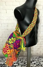 Authentic Wayuu Colombian Womens Handmade Large Colorful Mochila Bojo Tote Bag